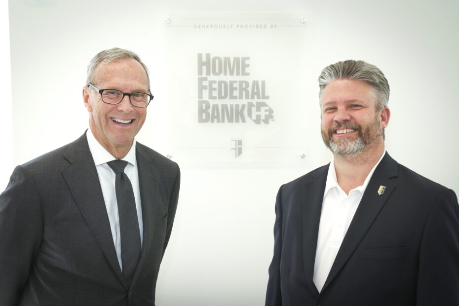 Home Federal Bank CEO David Reynolds and President Wise